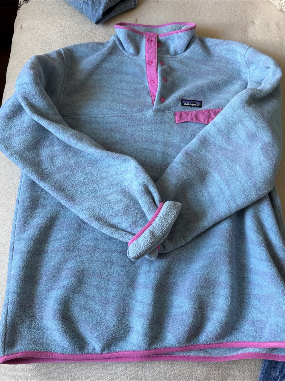 Patagonia Light Blue Fleece Pullover with Pink Accents